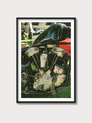 4Q War & Peace Chopper - Black frame