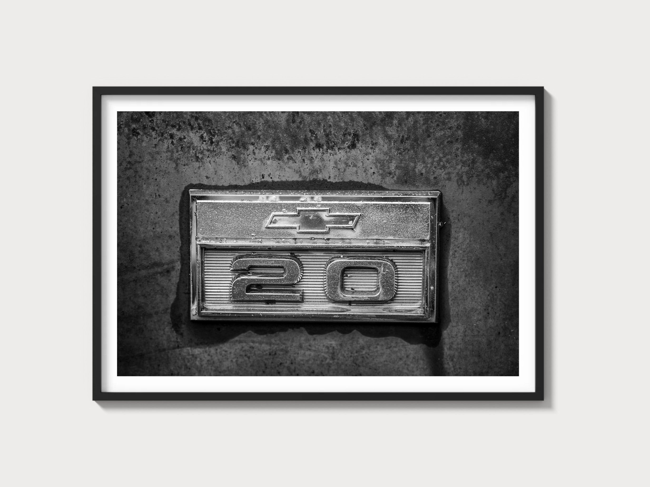 Chevrolet C20 Emblem