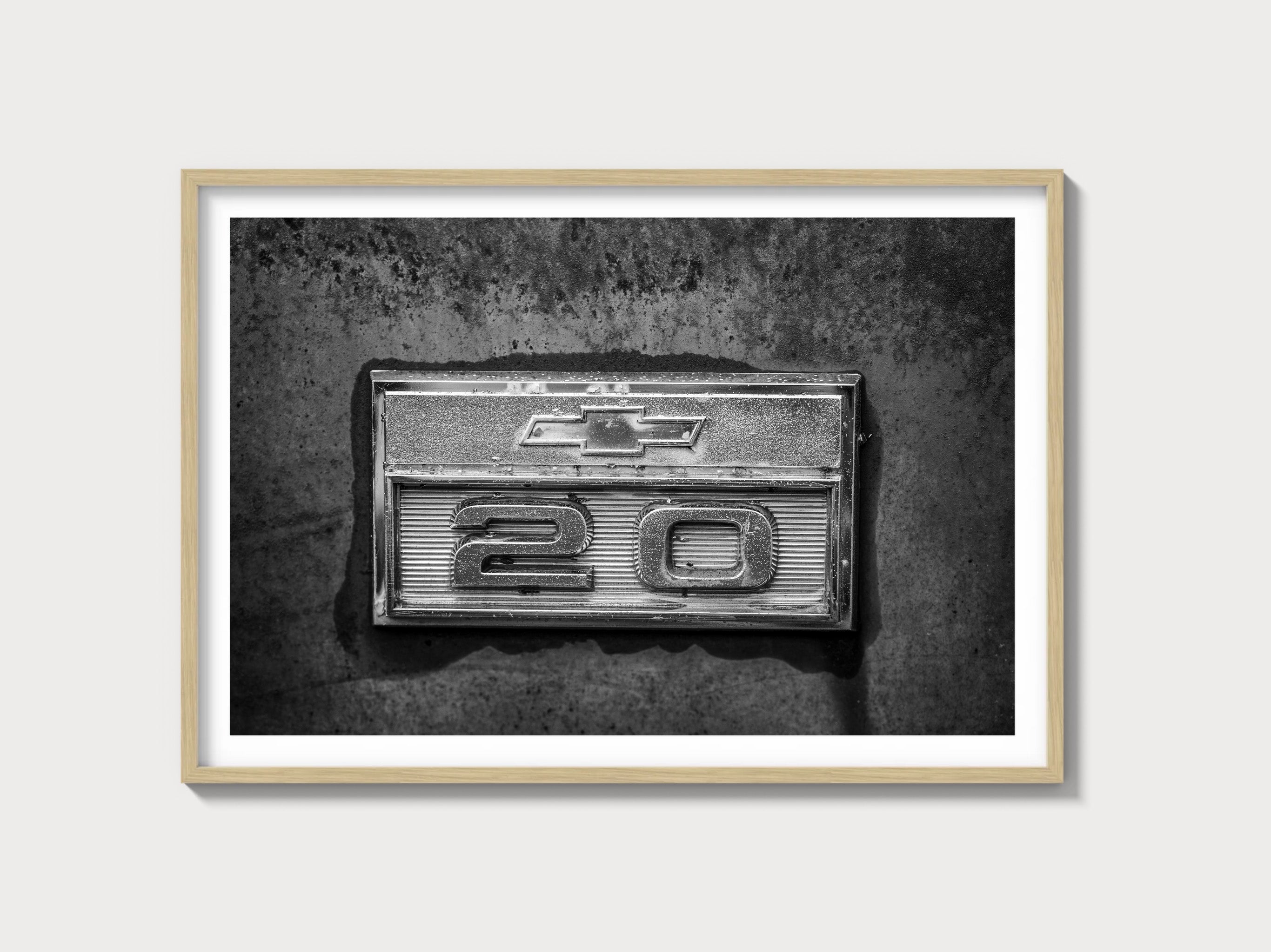 Chevrolet C20 Emblem