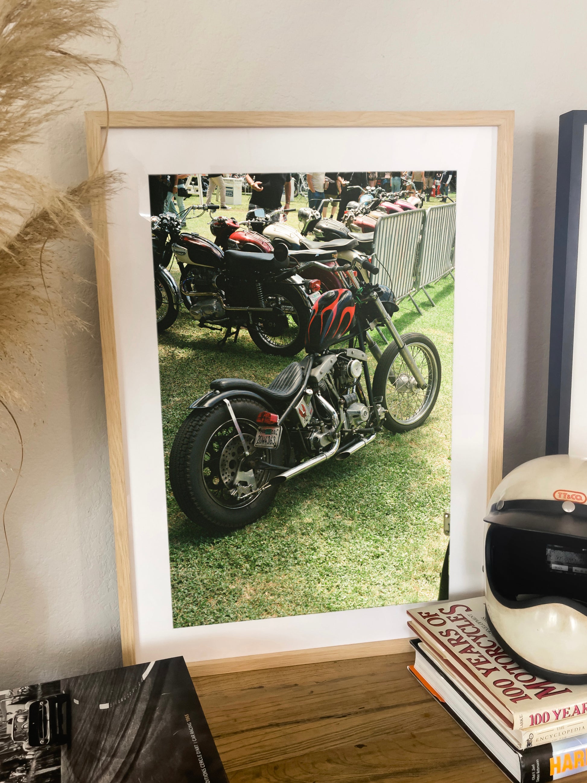 Cone Shovelhead Chopper - Black frame