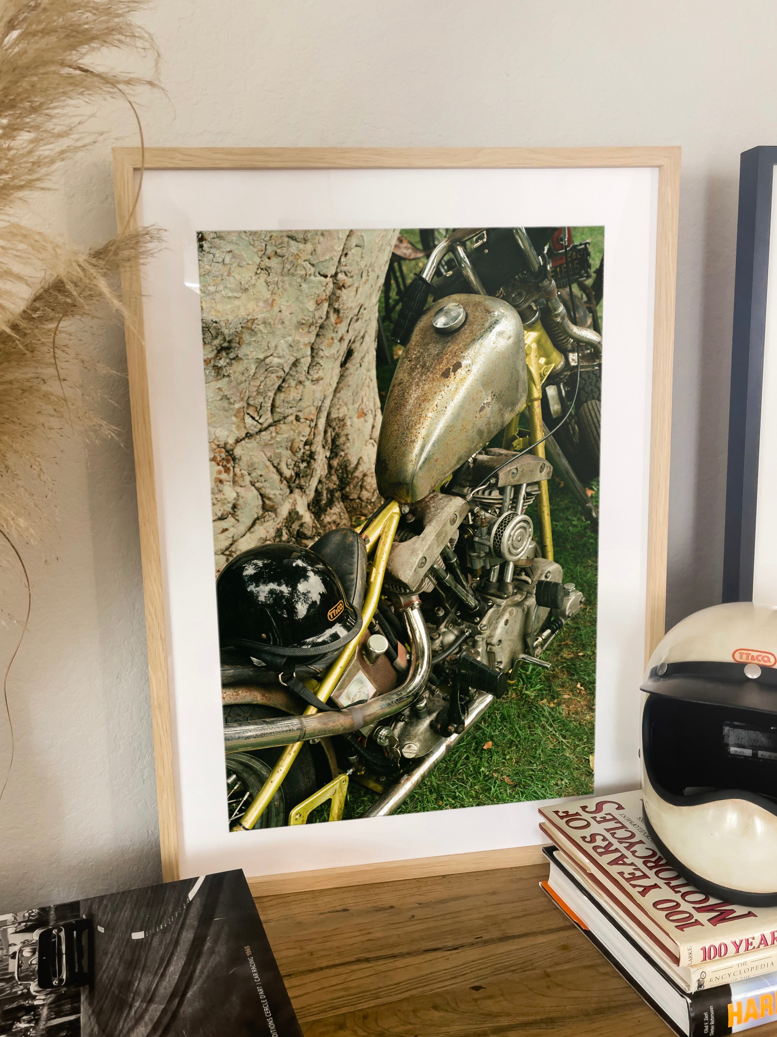 Golden Shovelhead - Black frame