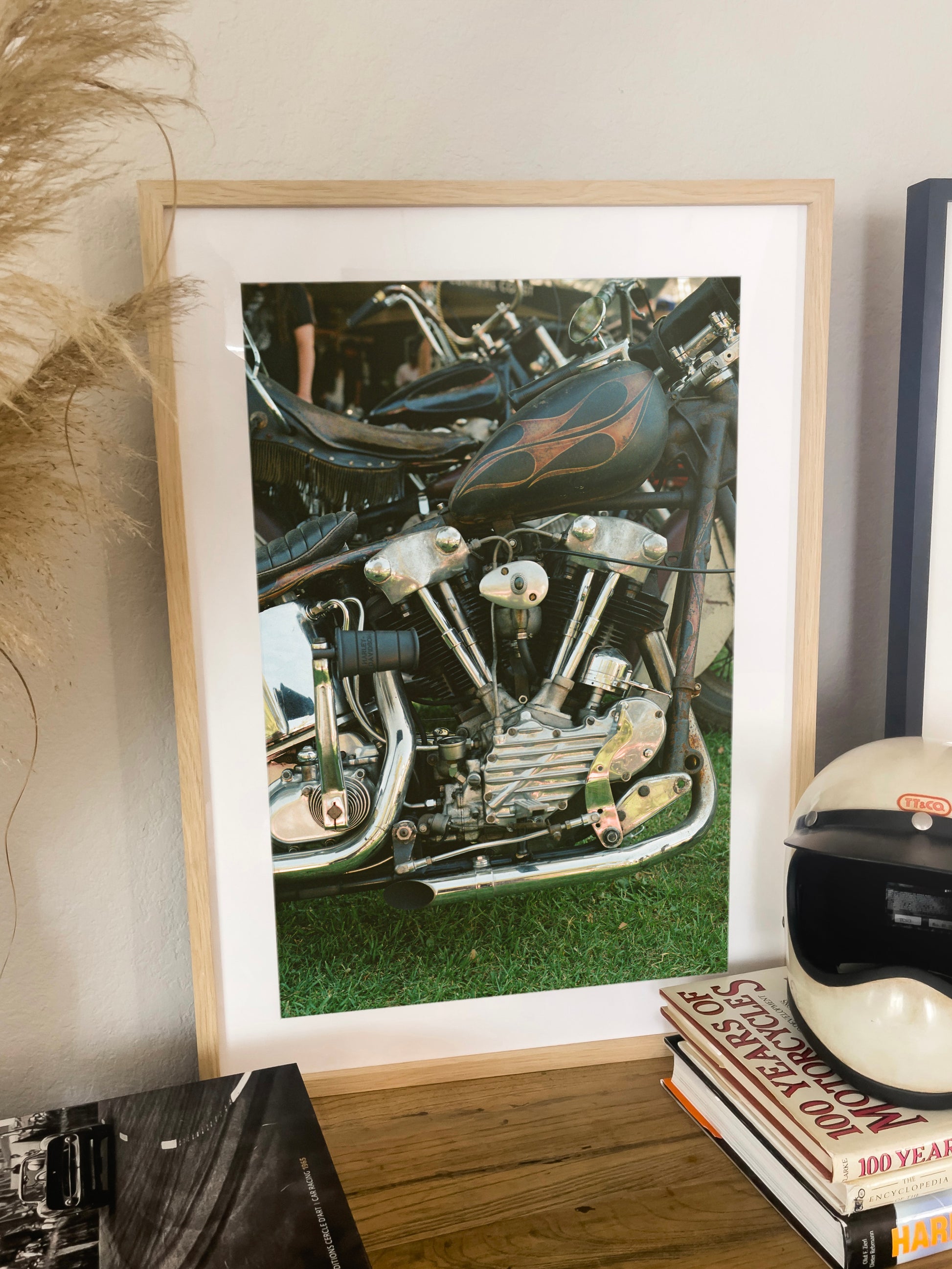 Knucklehead Motor - Black frame