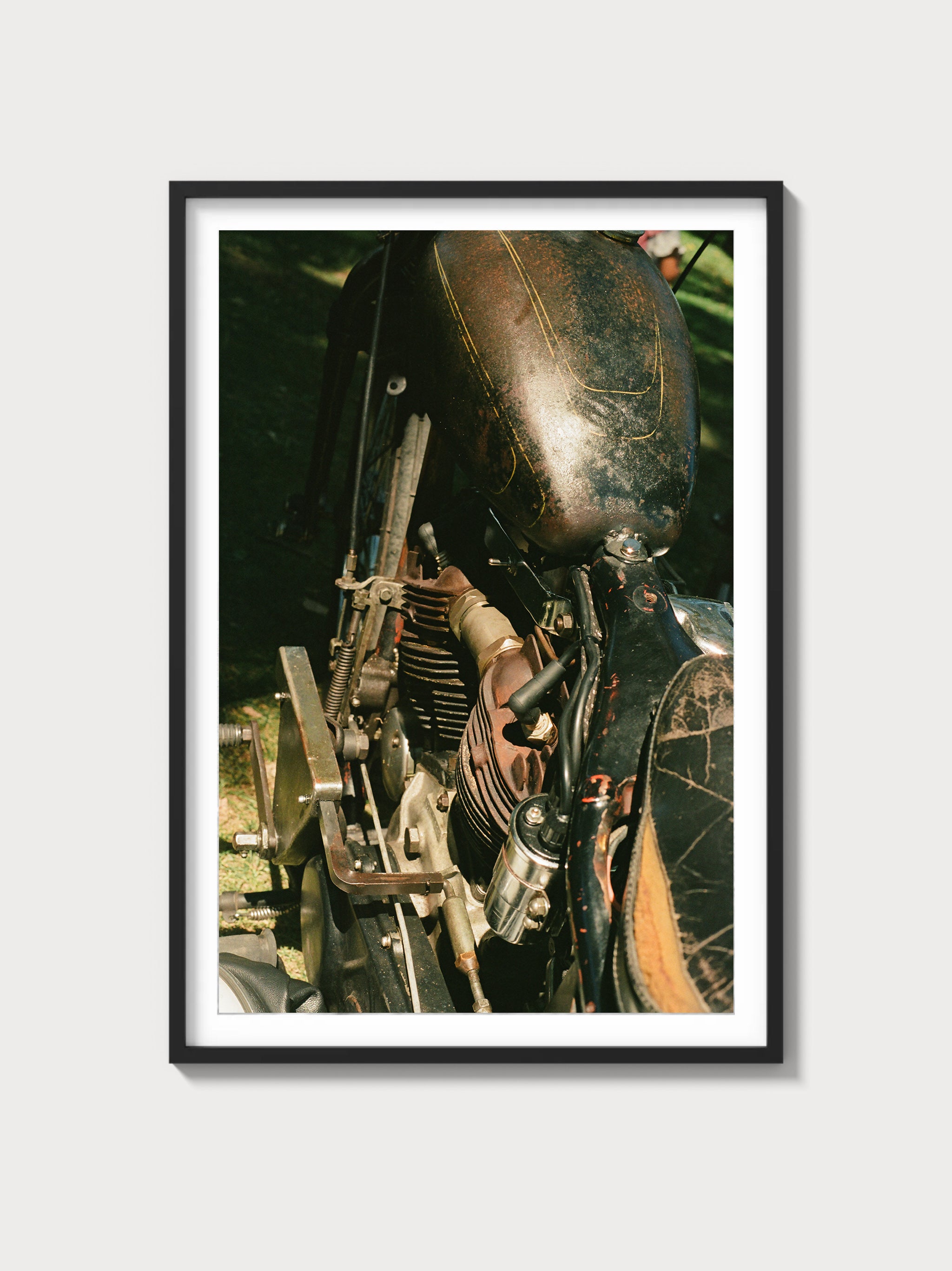 Knucklehead Patina - Black frame