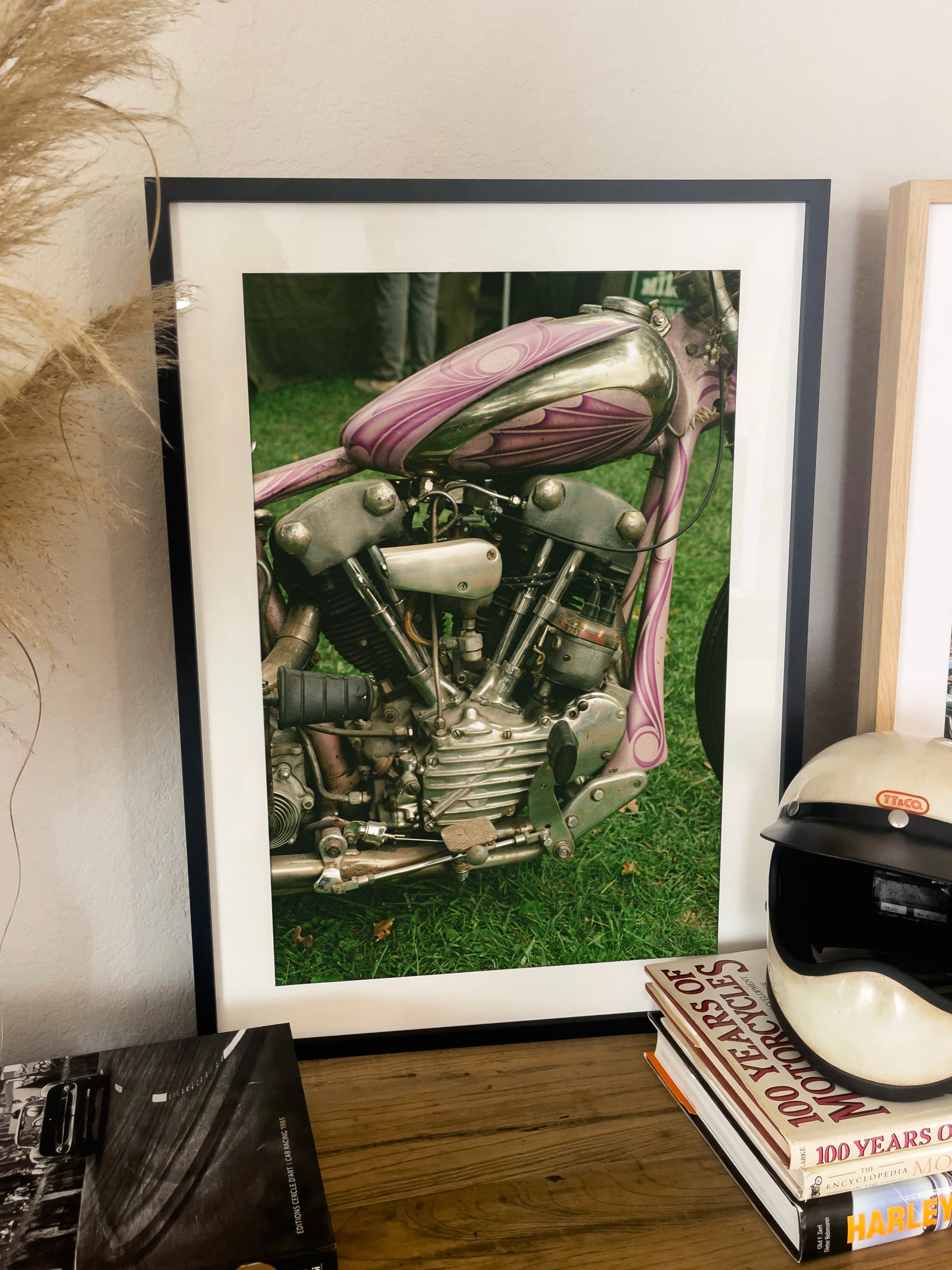 Pink Knucklehead - Black frame