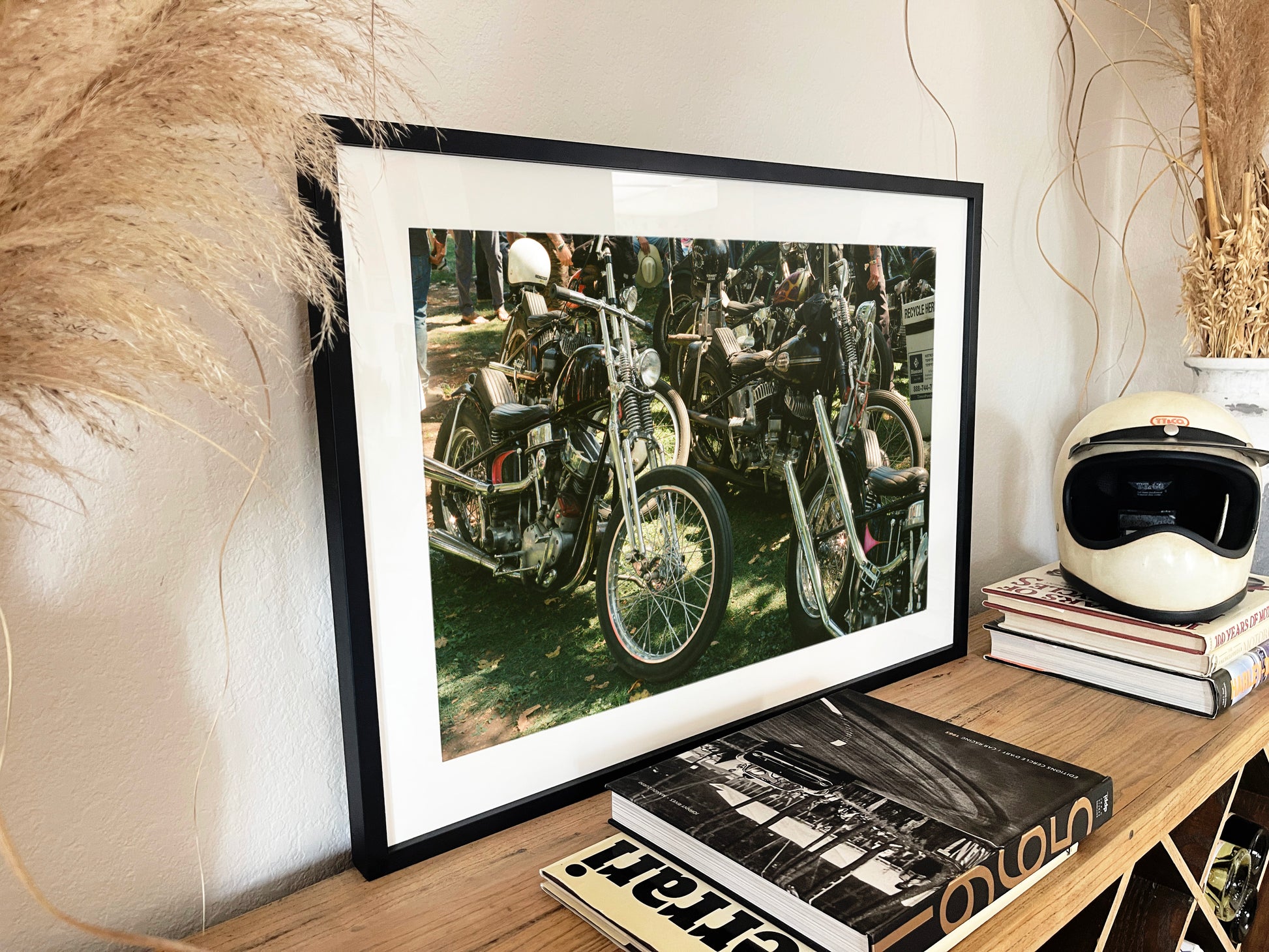 Sea of Choppers - Black frame